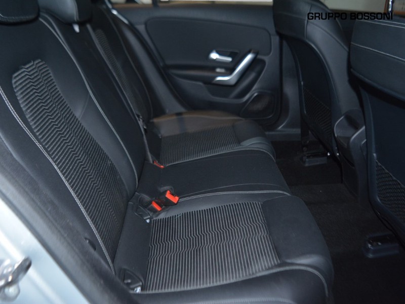 7 - Mercedes Classe A 200 d sport 4matic 8g-dct