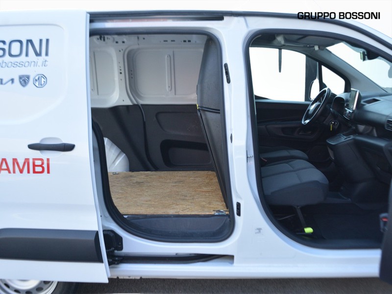 13 - Fiat Professional Doblò e van ch1 bev 50kwh