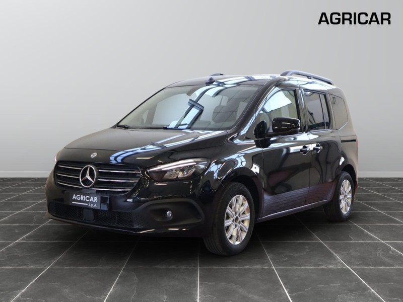 1 - Mercedes Vans Classe T long 180 d 7g-dct