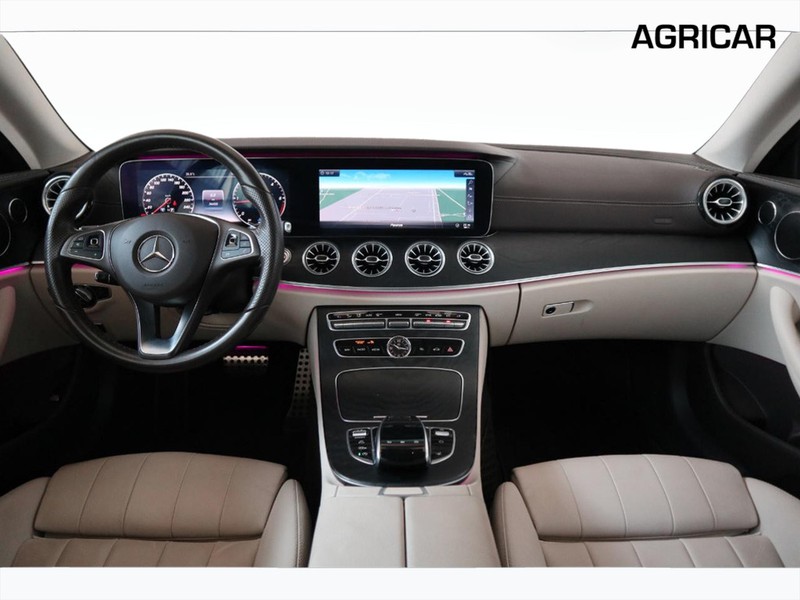 13 - Mercedes Classe E coupe 220 premium 4matic 9g-tronic plus
