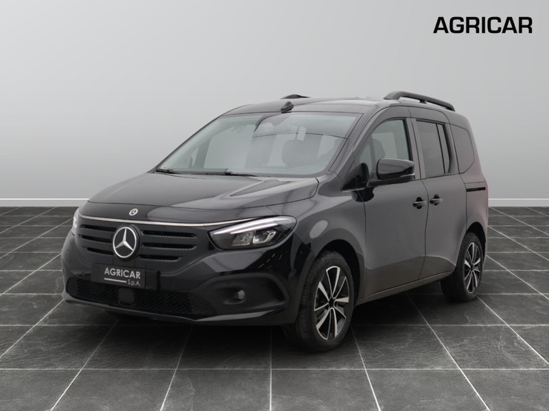 1 - Mercedes Vans Classe T eqt 200