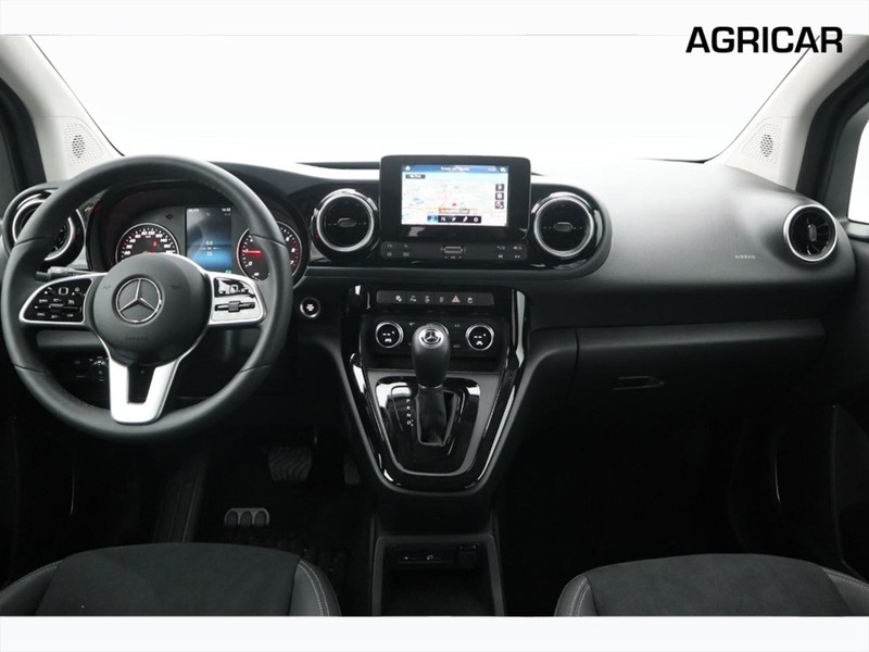 13 - Mercedes Vans Classe T long 180 sport