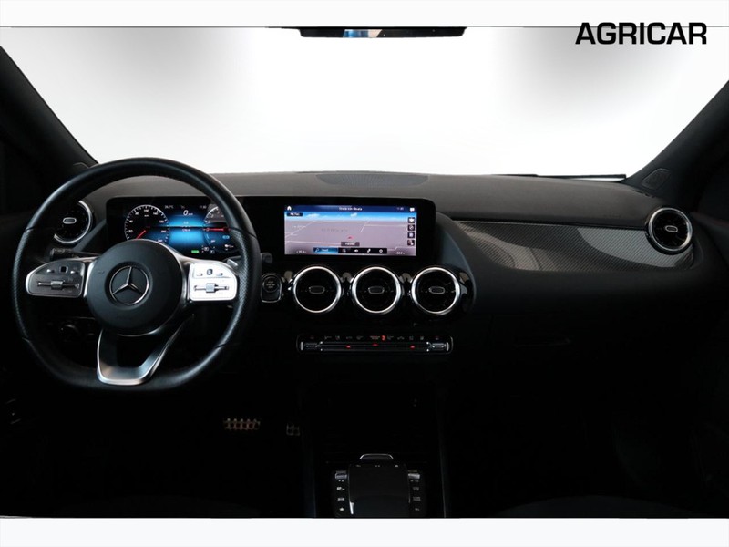 13 - Mercedes GLA 250 e plug in hybrid (e eq-power) premium 8g-dct