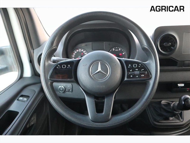13 - Mercedes Vans Sprinter 315 2.0 cdi tp 37/35 rwd