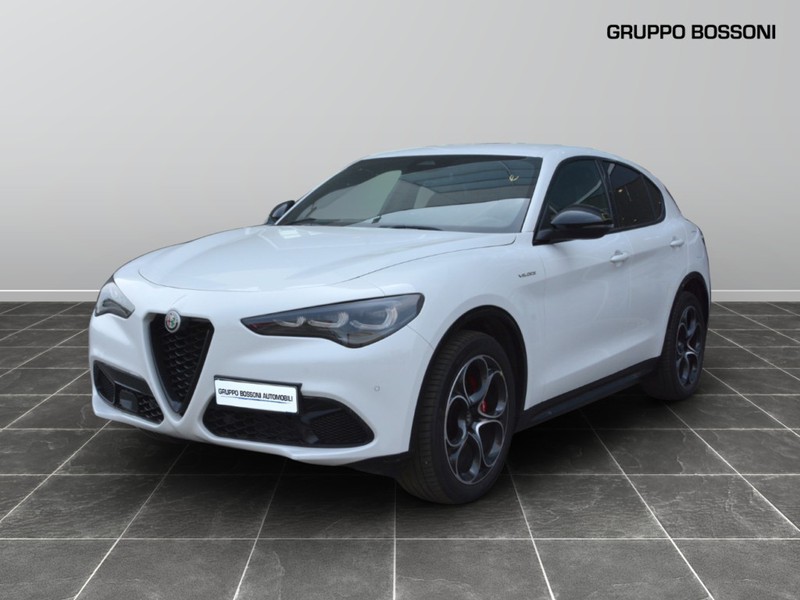 1 - Alfa Romeo Stelvio 2.2 turbo 210cv veloce q4 at8