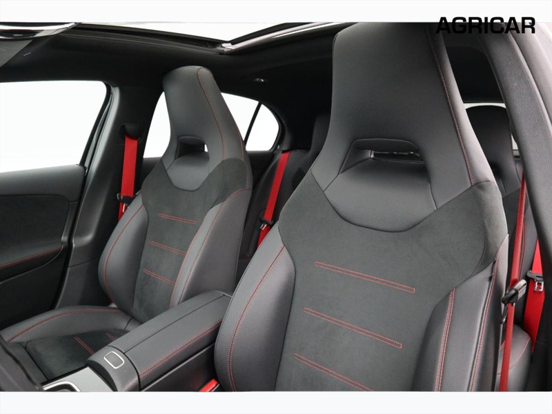 7 - AMG Classe A amg 35 premium plus amg 4matic speedshift dct amg 8g