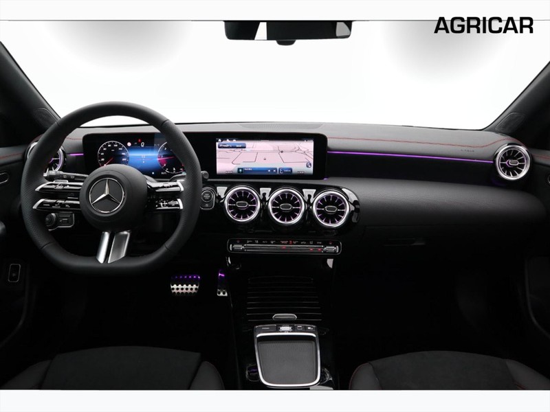13 - Mercedes CLA shooting brake 200 d amg line premium 8g-dct