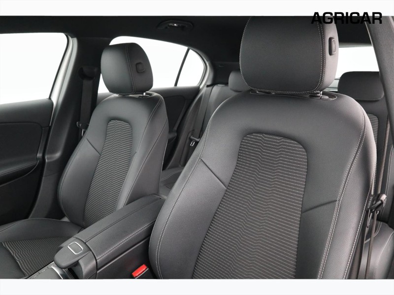 7 - Mercedes Classe A 180 d sport