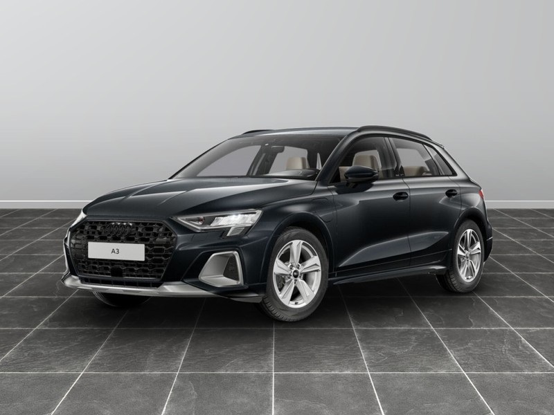 1 - Audi A3 allstreet 1.5 tfsi e business s tronic