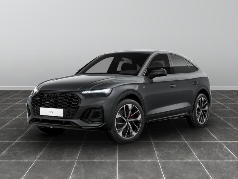 1 - Audi Q5 sportback 40 2.0 tdi mhev 12v identity black quattro s tronic
