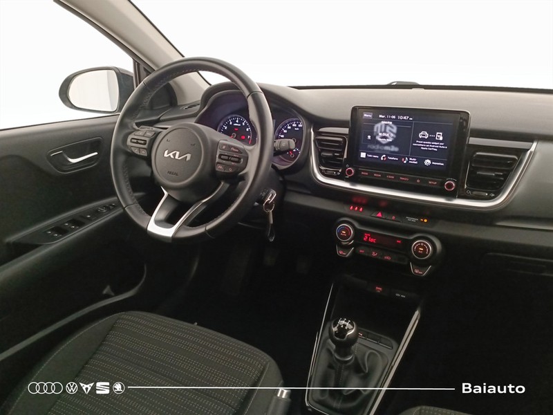 7 - Kia Stonic 1.2 dpi gpl 82cv style 2wd