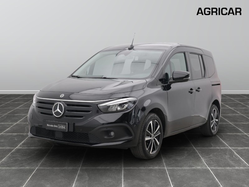 1 - Mercedes Vans Classe T eqt 200