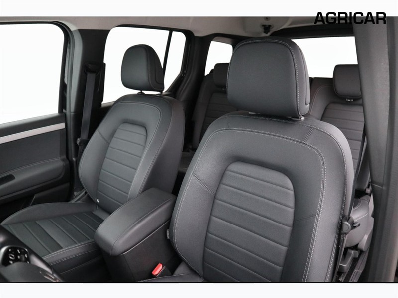 7 - Mercedes Vans Classe T eqt 200