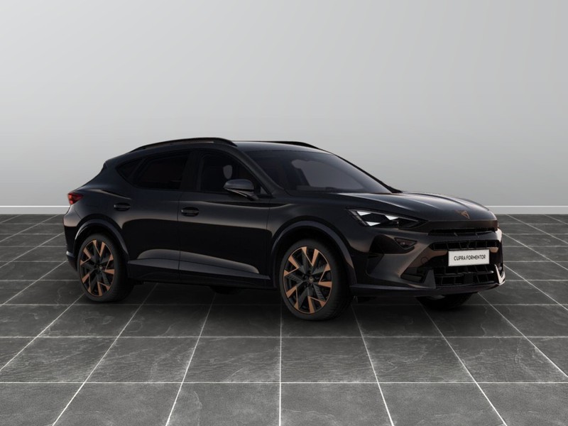 7 - Cupra Formentor 1.5 e-hybrid 204cv dsg