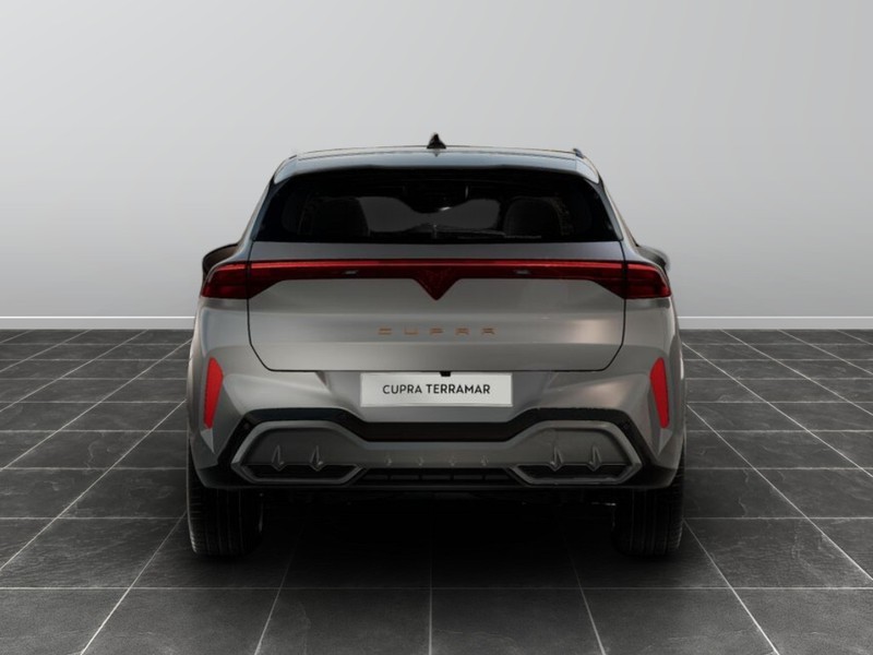7 - Cupra Terramar 1.5 hybrid 150cv