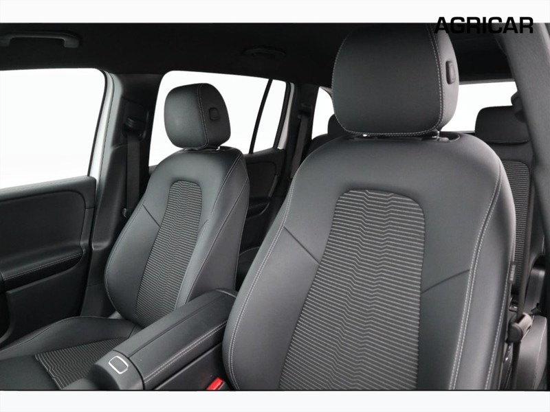 7 - Mercedes GLB 200 d sport plus 8g-dct