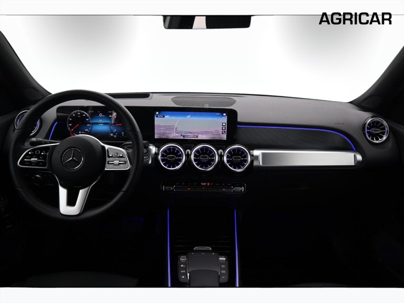 13 - Mercedes GLB 200 d sport plus 8g-dct
