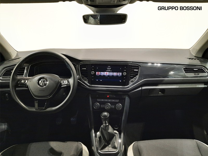 7 - Volkswagen T-Roc 1.0 tsi advanced