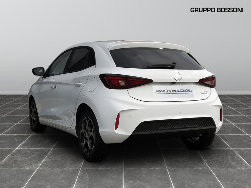 7 - Mg MG3 MG 1.5 hybrid+ luxury