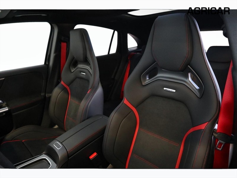 7 - AMG GLA amg 45 s 4matic+ speedshift dct amg 8g