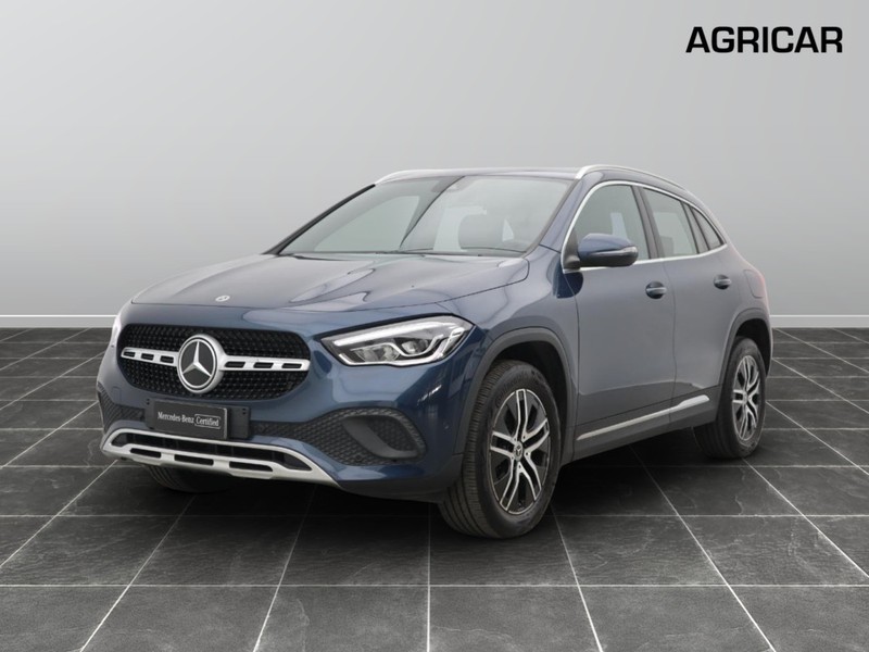 1 - Mercedes GLA 200 d sport plus 8g-dct