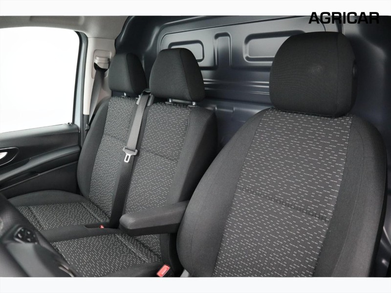 7 - Mercedes Vans Vito 116 cdi long pro auto my20