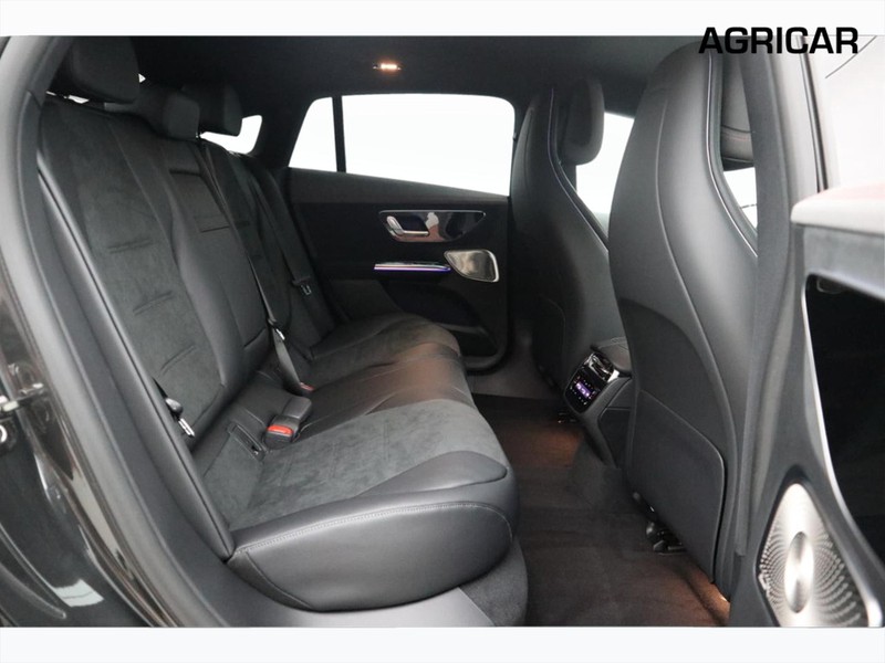 7 - Mercedes EQE 300 premium