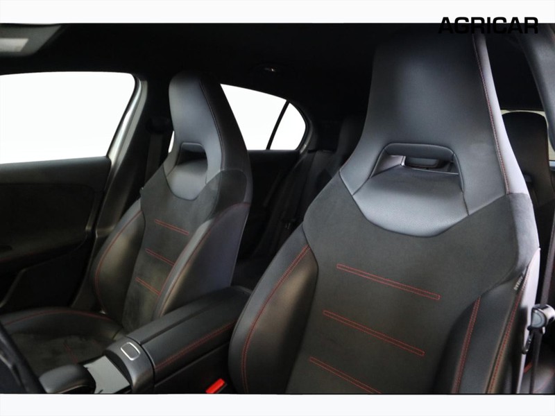7 - Mercedes Classe A 200 premium 7g-dct