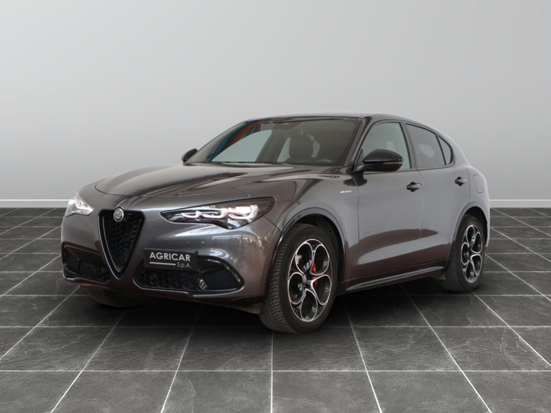 1 - Alfa Romeo Stelvio 2.2 turbo 210cv veloce q4 at8