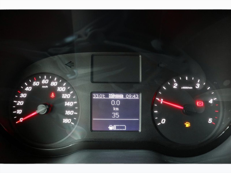 7 - Mercedes Vans Sprinter 315 2.0 cdi f 37/35 rwd h2