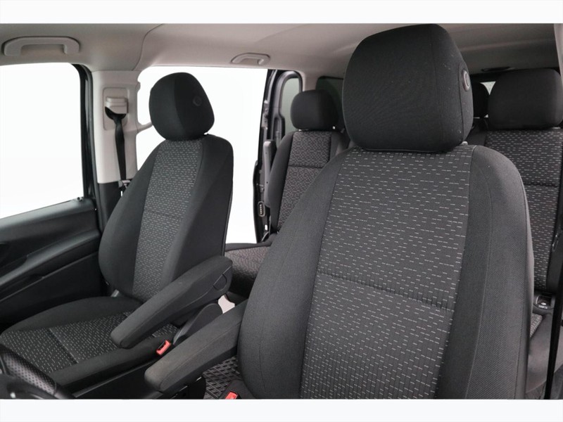 7 - Mercedes Vans Vito e129 tourer long 90kwh