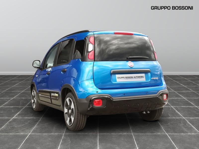 7 - Fiat Panda pandina 1.0 firefly hybrid 70cv s&s