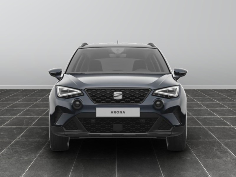 7 - Seat Arona 1.0 ecotsi 95cv black edition