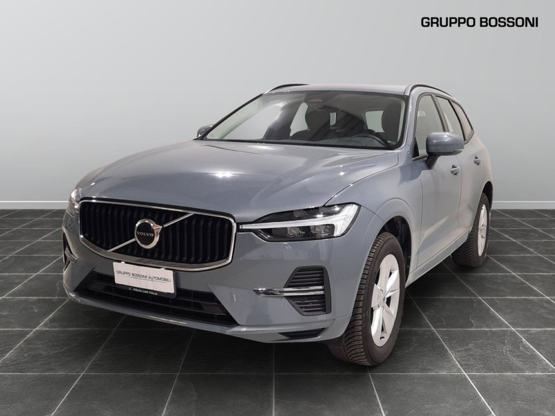 1 - Volvo XC60 2.0 b4 momentum awd automatico