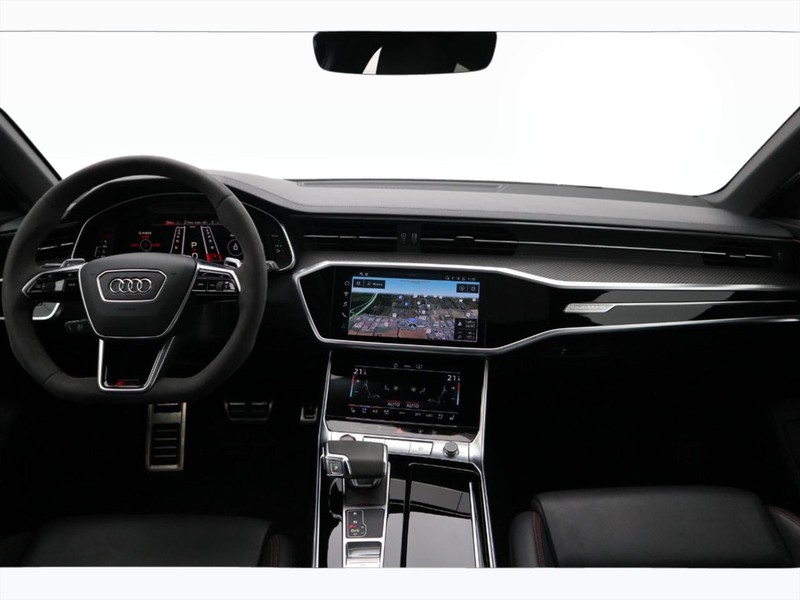 13 - Audi RS6 avant 4.0 v8 mhev quattro tiptronic