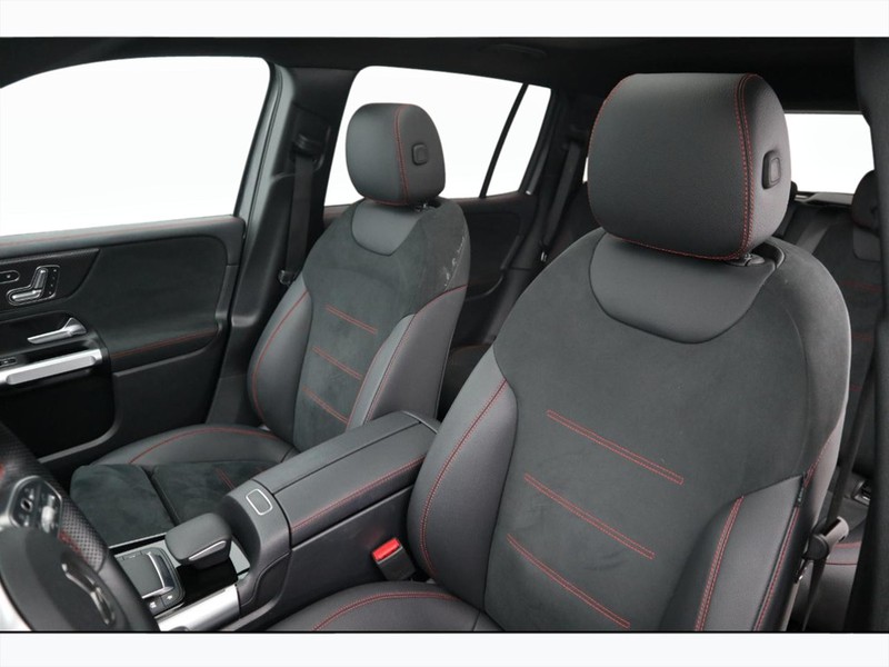7 - Mercedes GLB 200 d premium 8g-dct