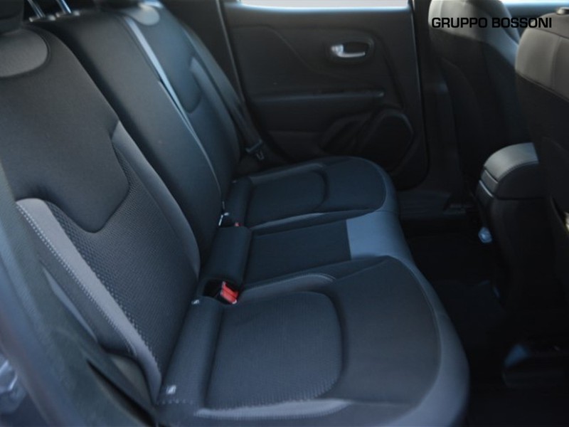 7 - Jeep Renegade 1.5 turbo t4 mhev 130cv limited 2wd dct