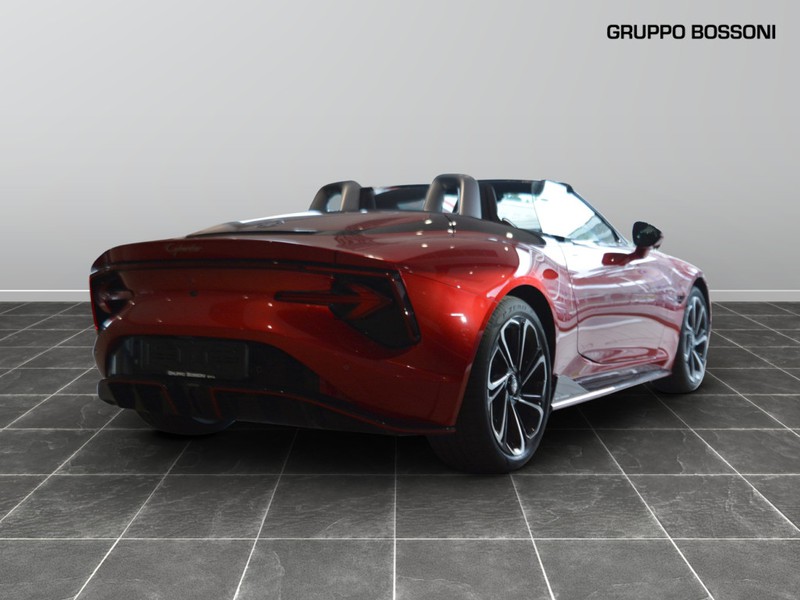 1 - Mg Cyberseter 77kwh awd