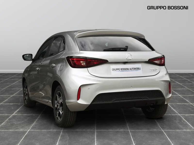 7 - Mg MG3 1.5 hybrid+ luxury