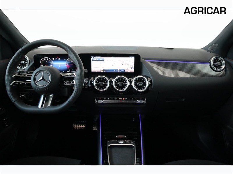 13 - Mercedes GLA 200 d amg line advanced plus 8g-dct