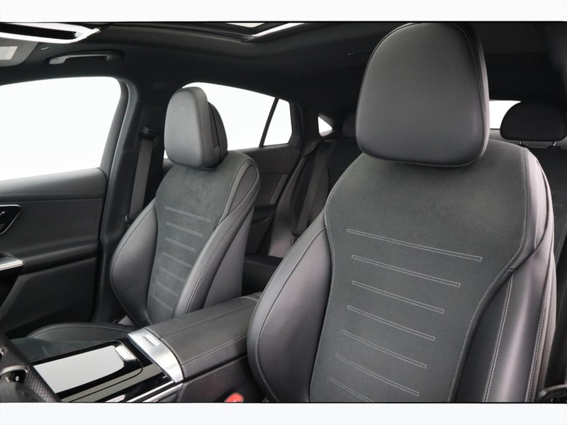 7 - Mercedes GLC coupe 220 d amg line premium 4matic 9g-tronic