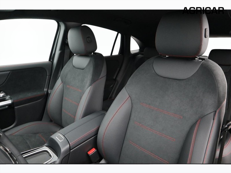 7 - Mercedes EQA 250+ amg line advanced