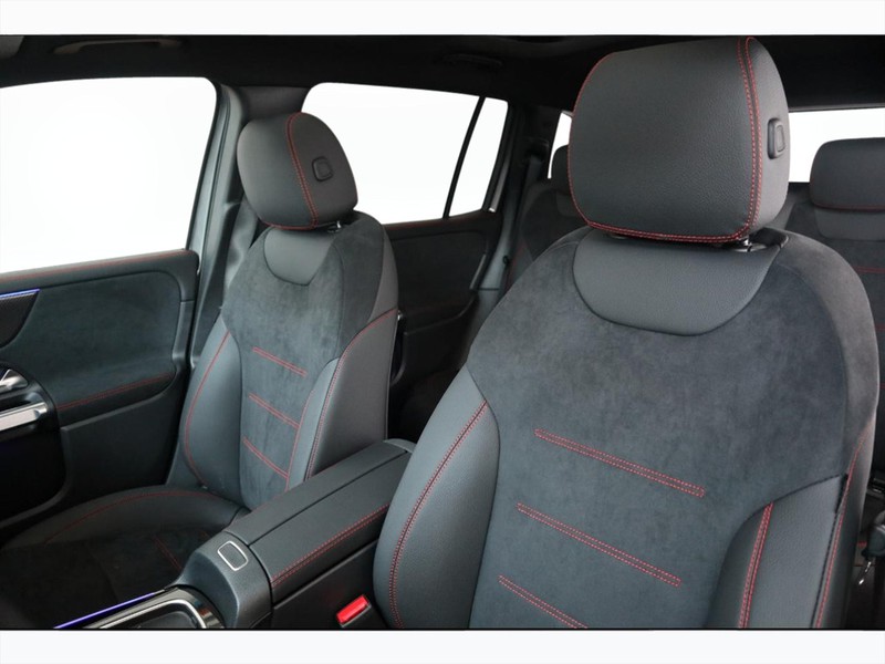 7 - Mercedes GLB 200 d amg line premium 4matic 8g-dct