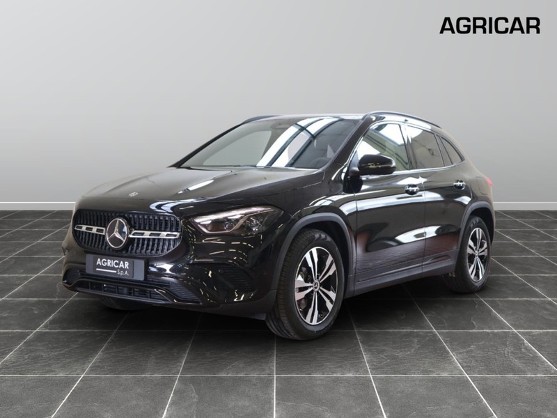 1 - Mercedes GLA 200 d progressive advanced plus 8g-dct