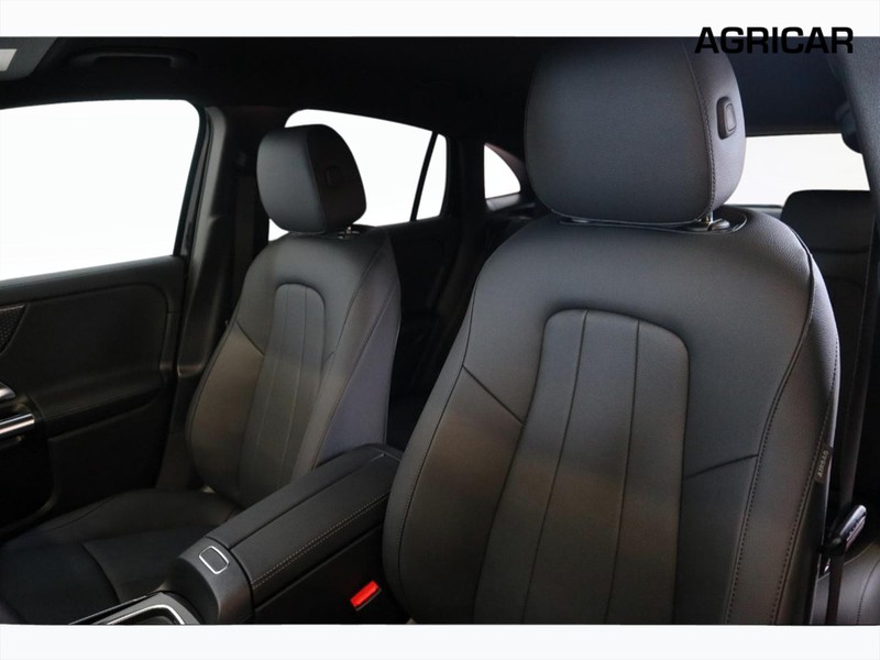 7 - Mercedes GLA 200 d progressive advanced plus 8g-dct