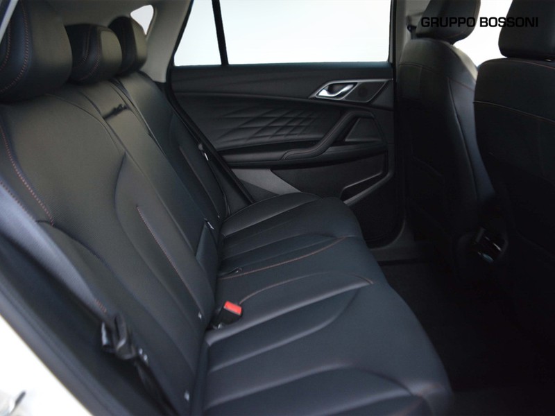 7 - Mg HS 1.5 phev luxury auto