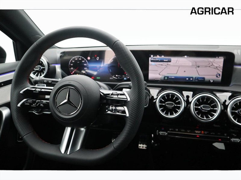13 - Mercedes Classe A 250 e plug-in-hybrid amg line advanced plus speedshift dct amg 8g