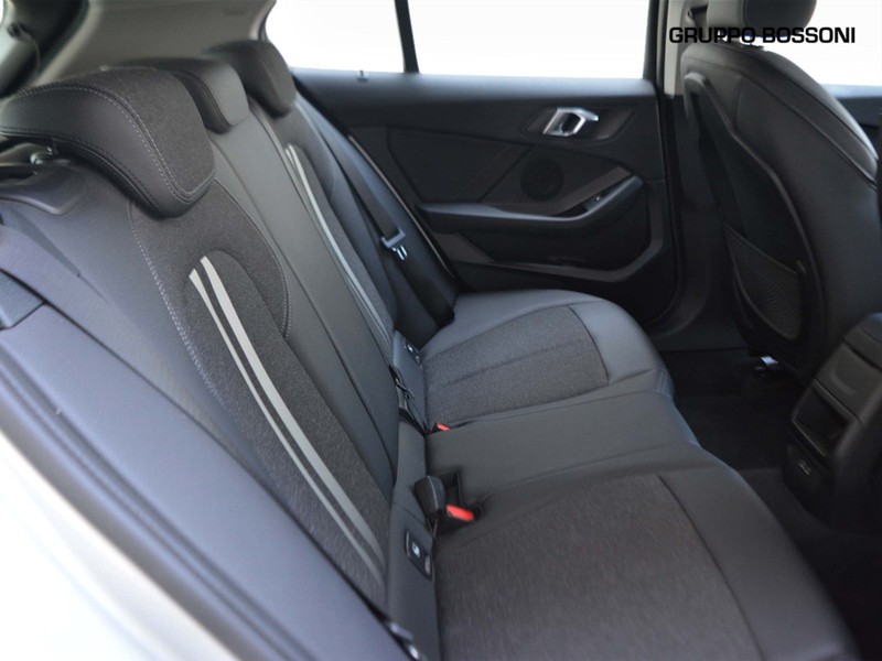 7 - BMW Serie 1 5 porte 116d scr business advantage