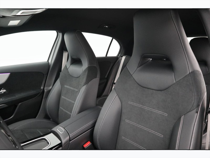 7 - Mercedes Classe A 250 e plug-in-hybrid alpine grey edition speedshift dct amg 8g