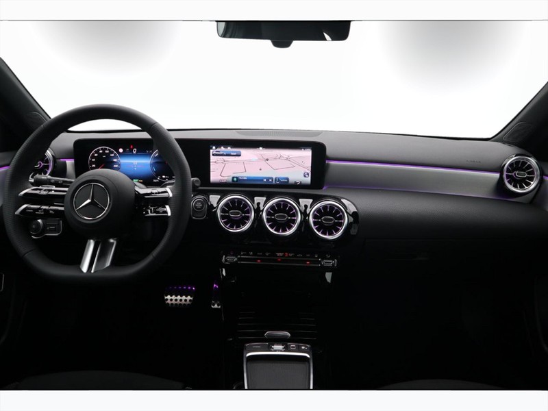 13 - Mercedes Classe A 250 e plug-in-hybrid alpine grey edition speedshift dct amg 8g